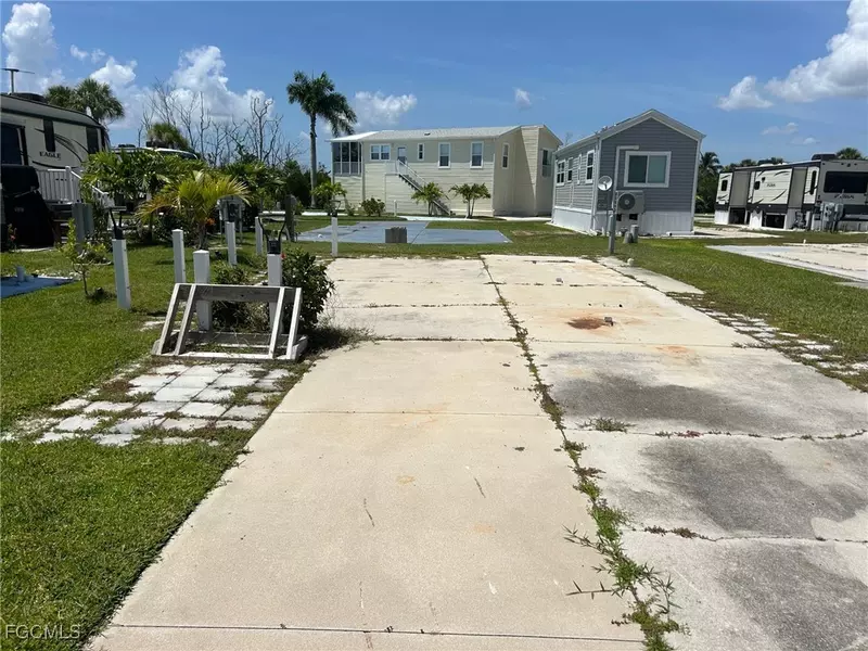 19681 Summerlin RD #C-22, Fort Myers, FL 33908