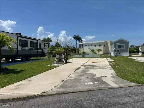 Fort Myers, FL 33908,19681 Summerlin RD #C-22