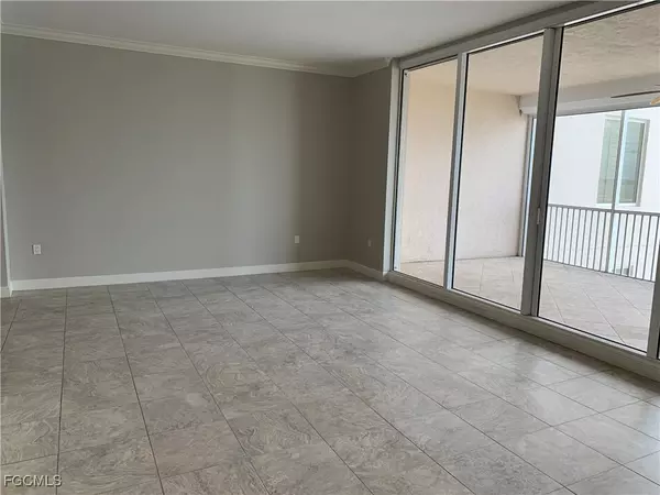 Fort Myers, FL 33901,2090 W First ST #2507