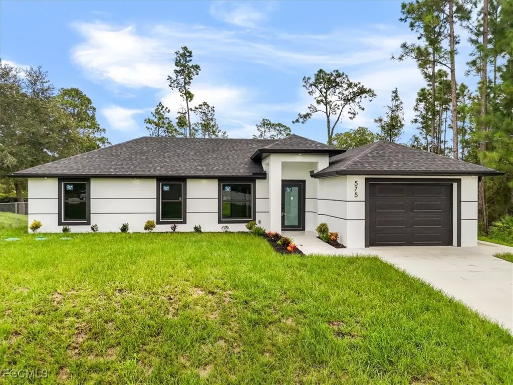 Lehigh Acres, FL 33974,575 Beach AVE S