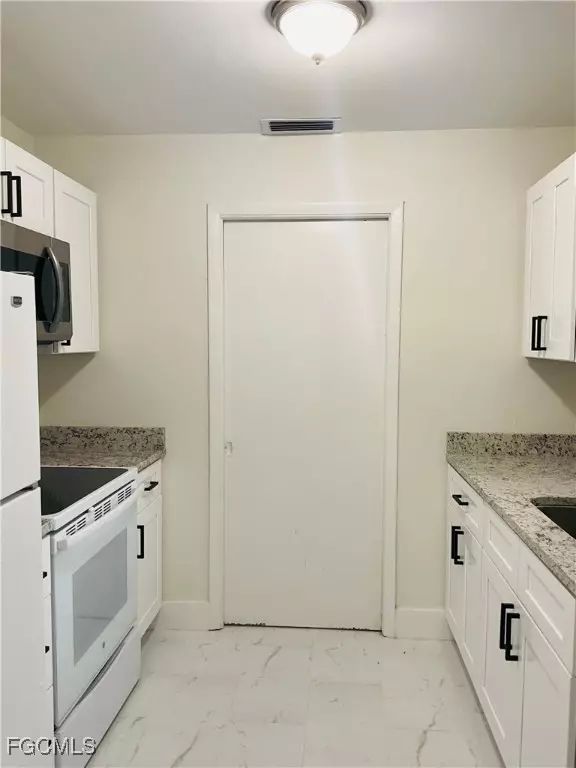 Fort Myers, FL 33901,2243 South ST