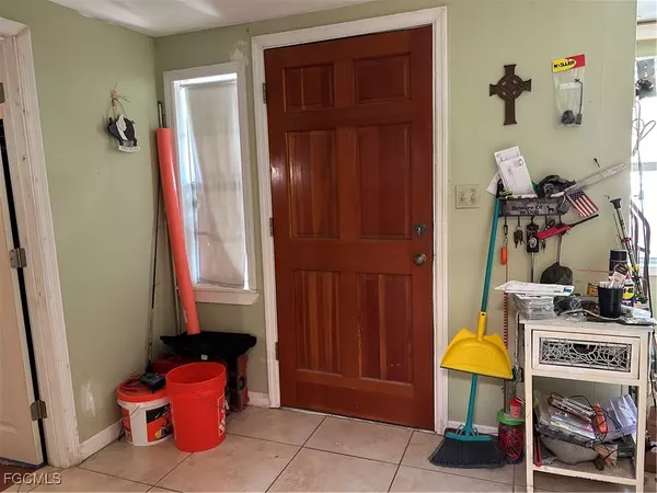 Fort Myers, FL 33905,263 Kingston DR