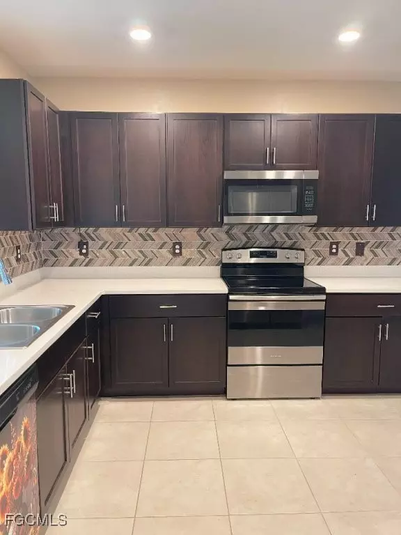 Cape Coral, FL 33993,1132 NW 8th TER