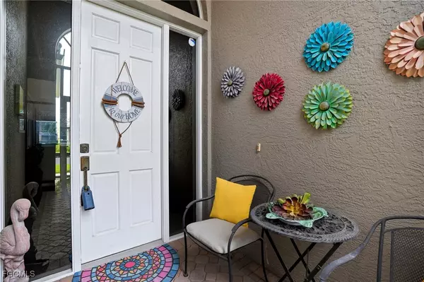 Estero, FL 33967,19331 Silver Oak DR