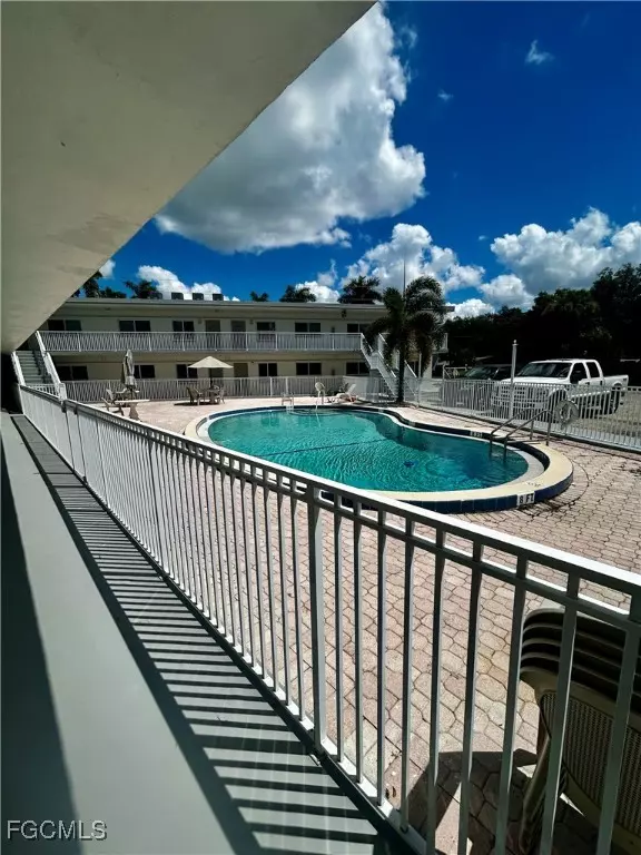 Fort Myers, FL 33901,2590 1st ST N #113
