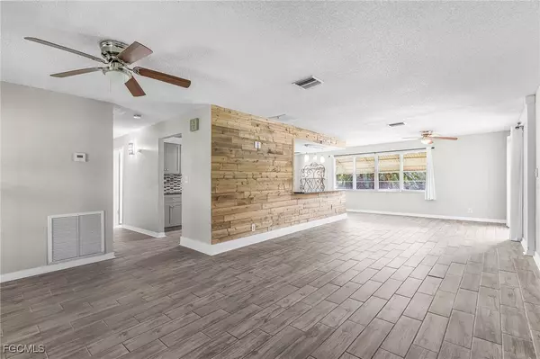 Fort Myers, FL 33905,12325 River RD