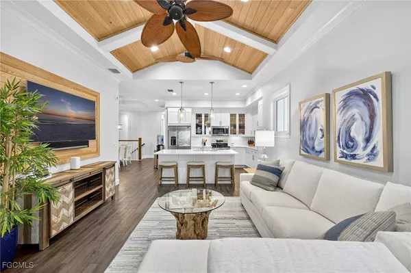 6541 Dominica DR #201, Naples, FL 34113