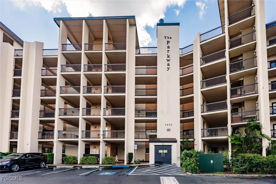 3462 Hancock Bridge Pkwy #224, North Fort Myers, FL 33903