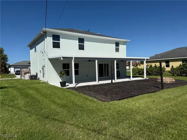 Cape Coral, FL 33991,1825 SW 3rd PL