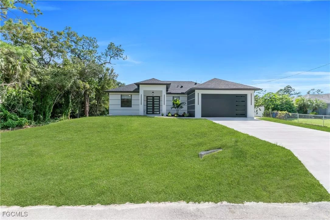Lehigh Acres, FL 33972,2903 Beluga ST