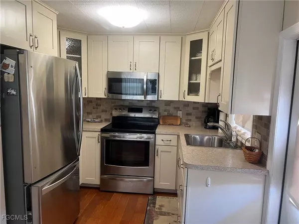 Englewood, FL 34223,1891 Englewood RD E