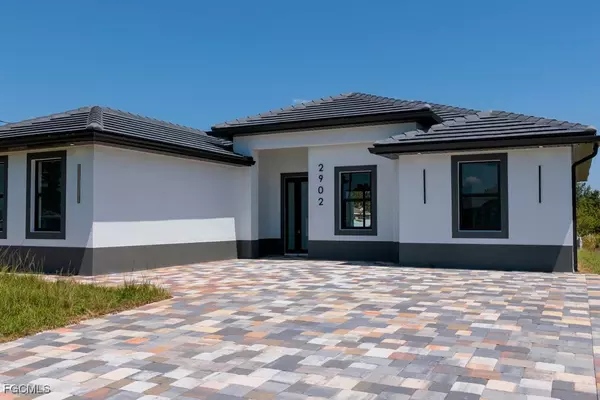 Lehigh Acres, FL 33976,3218 4TH ST SW