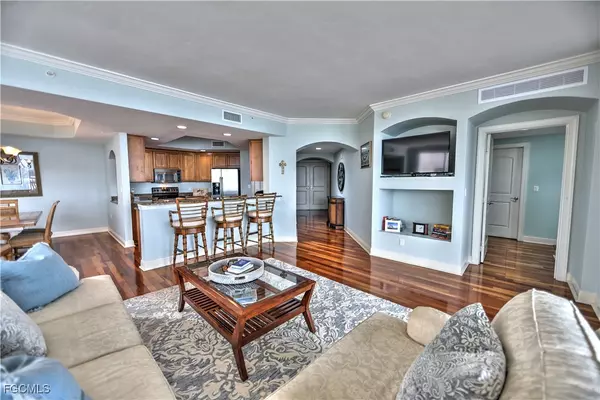 Fort Myers, FL 33901,2104 W First ST #704