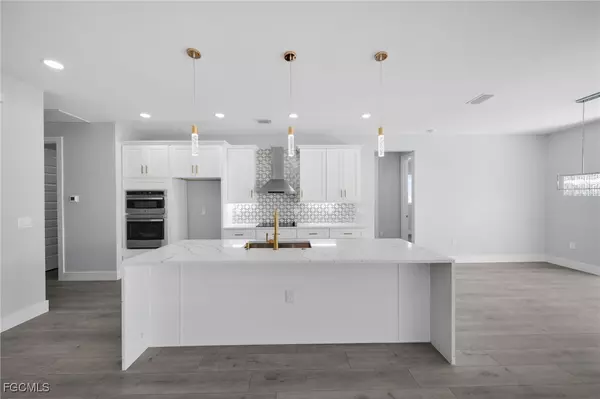 Cape Coral, FL 33909,3311 Andalusia BLVD