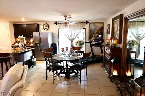 Cape Coral, FL 33909,2511 NE 7th PL