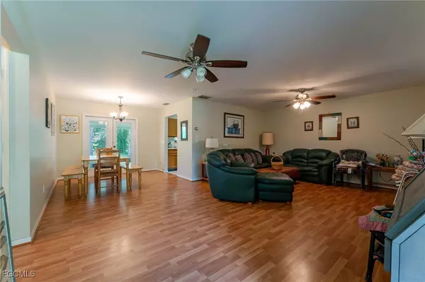 Labelle, FL 33935,1076 Park DR