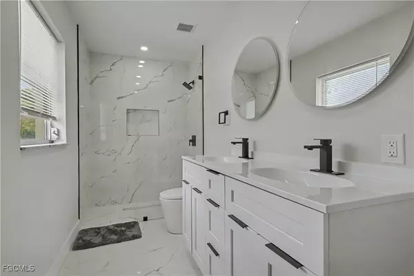 North Fort Myers, FL 33917,138 Brooks RD