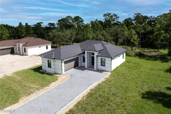 Lehigh Acres, FL 33972,702 Richmond AVE N