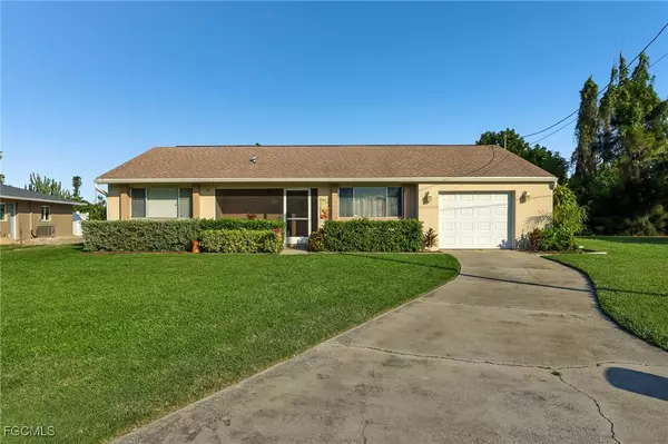 603 NE 17th PL, Cape Coral, FL 33909