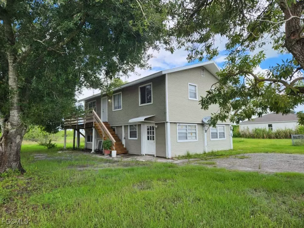 Lehigh Acres, FL 33976,3218 24th ST SW