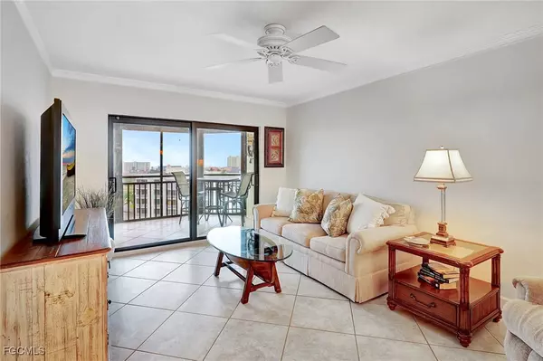 Fort Myers Beach, FL 33931,4263 Bay Beach LN #714
