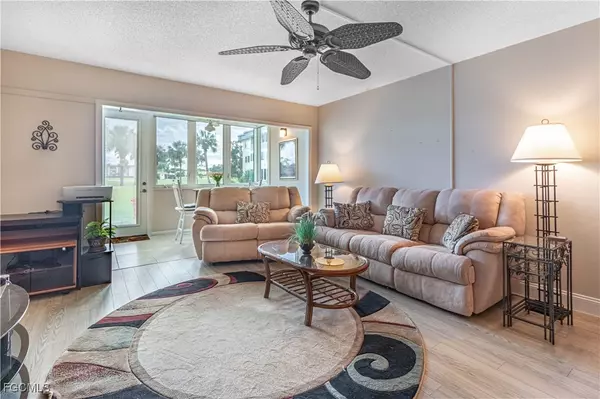 1828 Pine Valley DR #110, Fort Myers, FL 33907