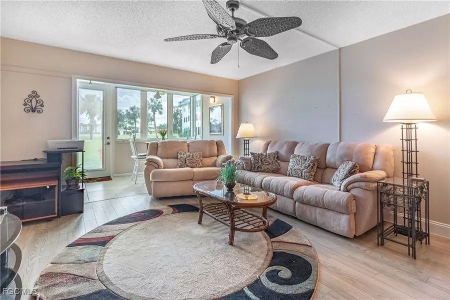 1828 Pine Valley DR #110, Fort Myers, FL 33907