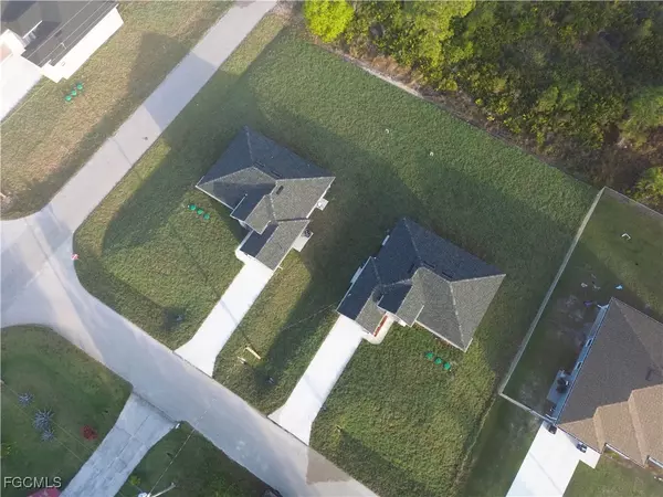 Lehigh Acres, FL 33971,2907 38th ST W