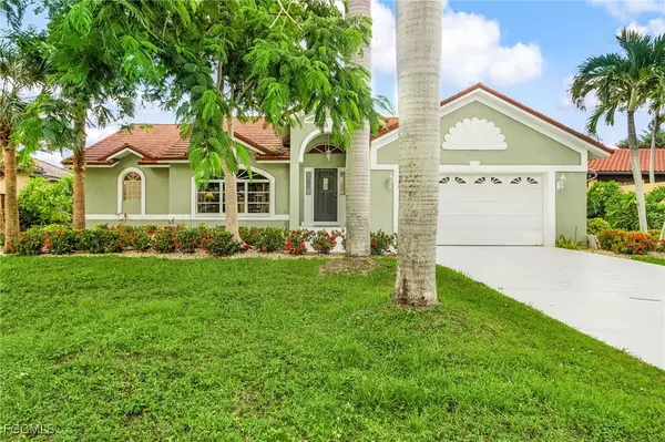 Fort Myers, FL 33908,8549 S Lake CIR