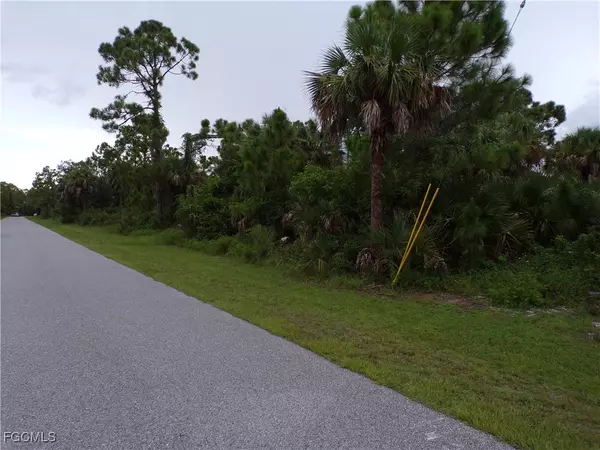 Port Charlotte, FL 33953,424 McDill DR