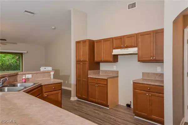 North Port, FL 34288,1876 N San Mateo DR