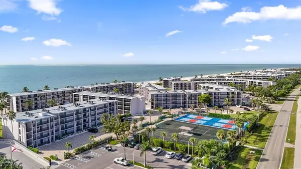 Sanibel, FL 33957,1501 Middle Gulf DR #104J