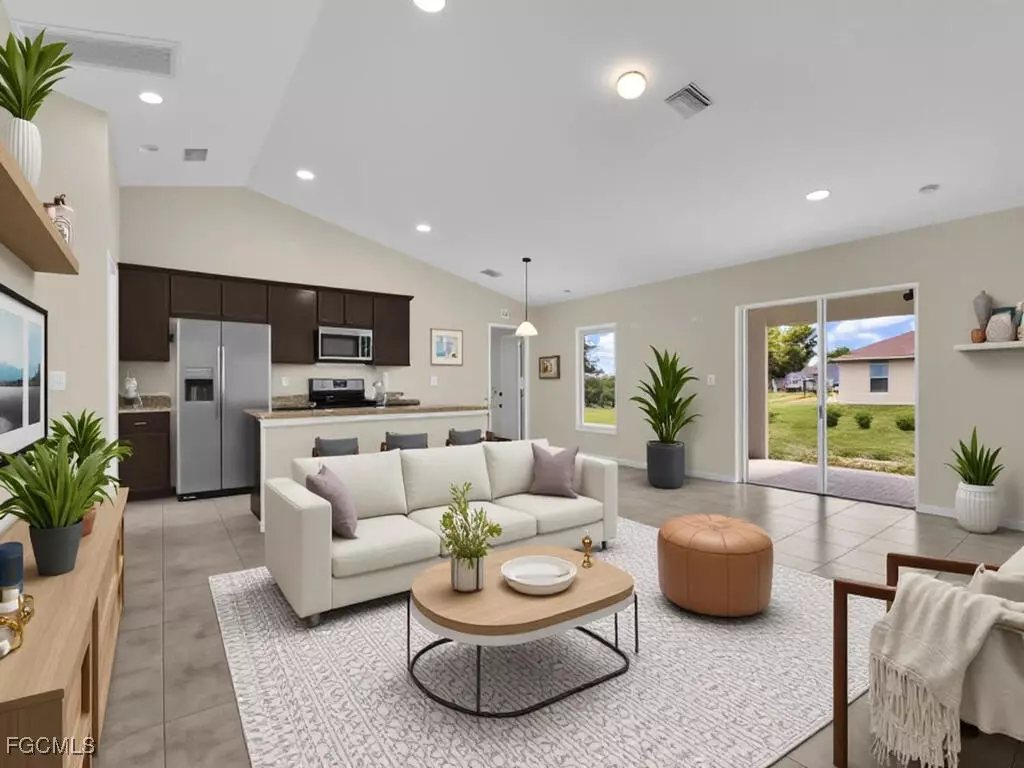 Cape Coral, FL 33909,1700 NE 5th PL