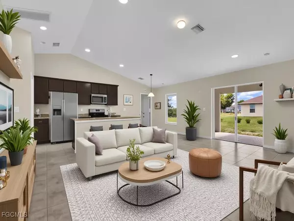 1700 NE 5th PL, Cape Coral, FL 33909