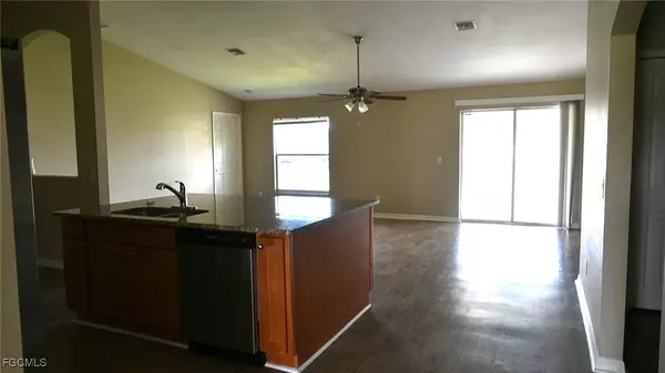 Cape Coral, FL 33914,3816 SW 8th PL