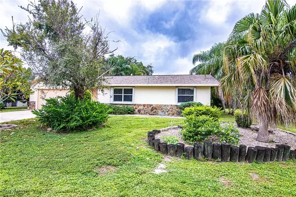 Cape Coral, FL 33990,2006 SE 12th ST