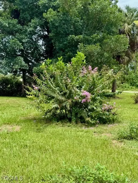 Lehigh Acres, FL 33972,707 Cortez AVE