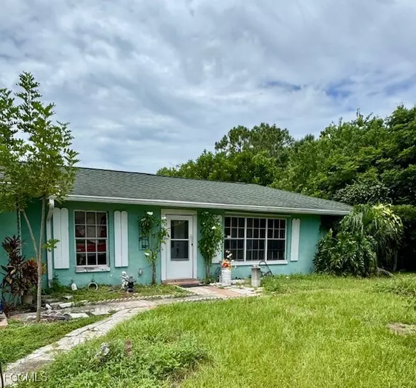 Lehigh Acres, FL 33972,707 Cortez AVE