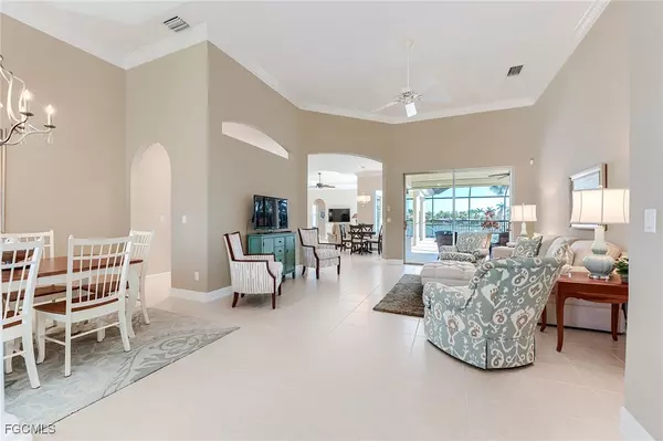 Fort Myers, FL 33908,8860 New Castle DR