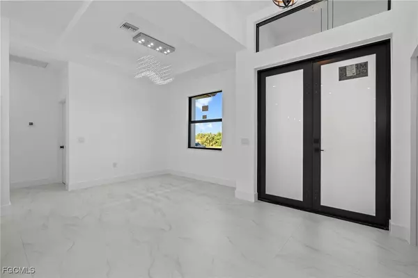 Lehigh Acres, FL 33974,184 Pembroke ST