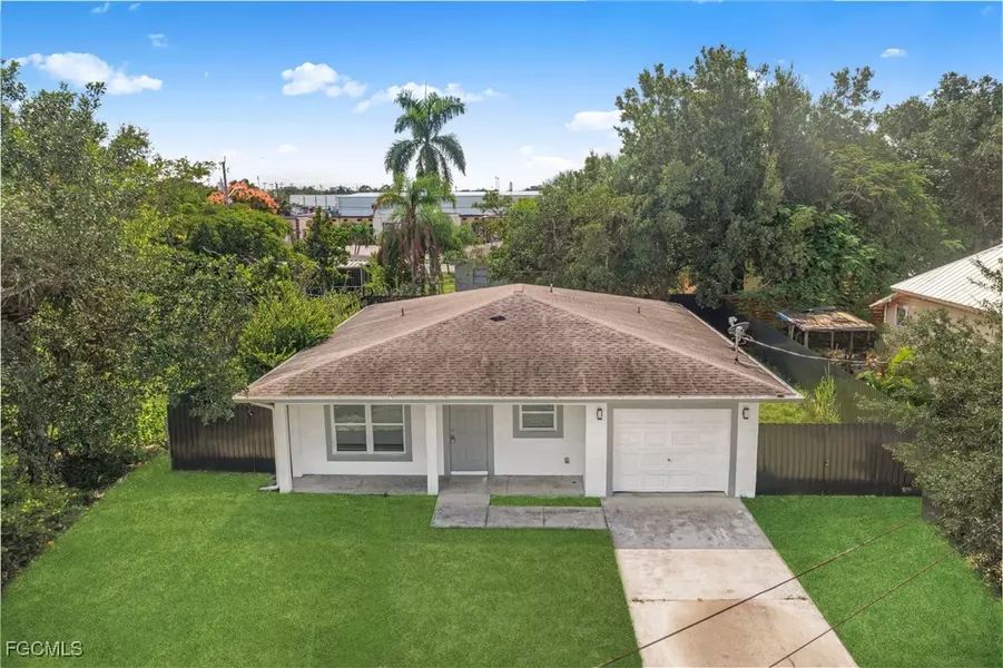 2810 Dunbar AVE, Fort Myers, FL 33916