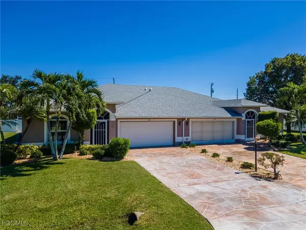 Cape Coral, FL 33991,1813-1815 SW 1st AVE