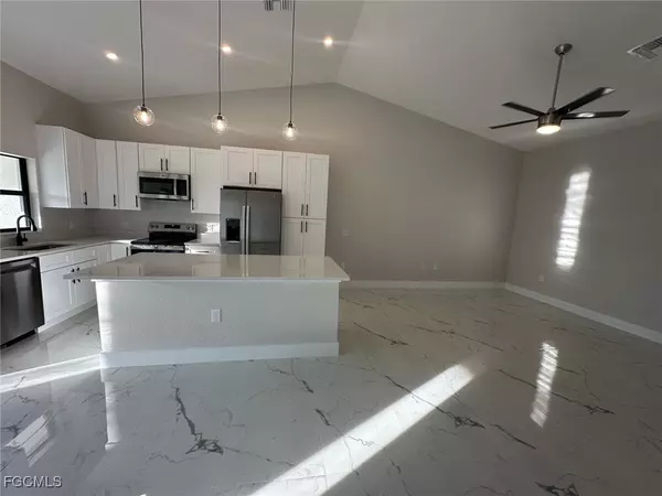 Lehigh Acres, FL 33973,1578 Gretchen AVE S
