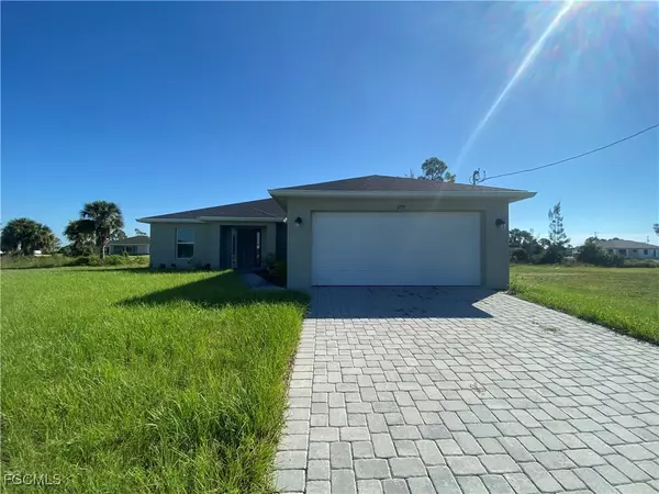 3777 NE 16th PL, Cape Coral, FL 33909