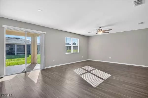 Fort Myers, FL 33908,17325 Coastal Ridge DR