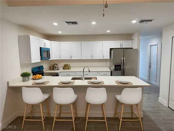 Lehigh Acres, FL 33973,4501-4503 25th ST SW