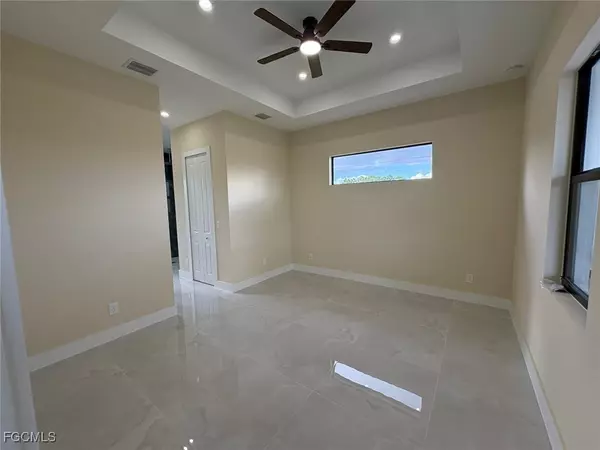 Lehigh Acres, FL 33974,1047 Norton AVE S