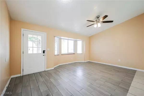 Punta Gorda, FL 33955,16295 Mintra CT