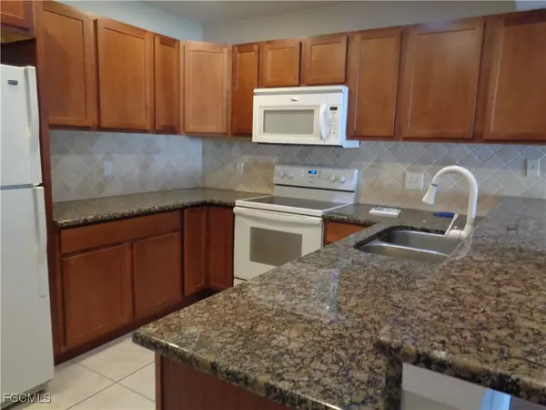 Fort Myers, FL 33919,12962 Elm Creek CT