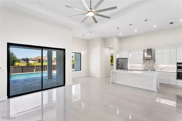 Cape Coral, FL 33993,2224 NW 42nd PL